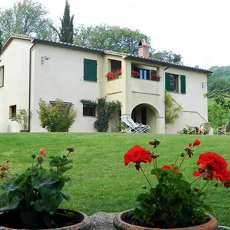 Le Rogheta Farma Campiglia dʼOrcia